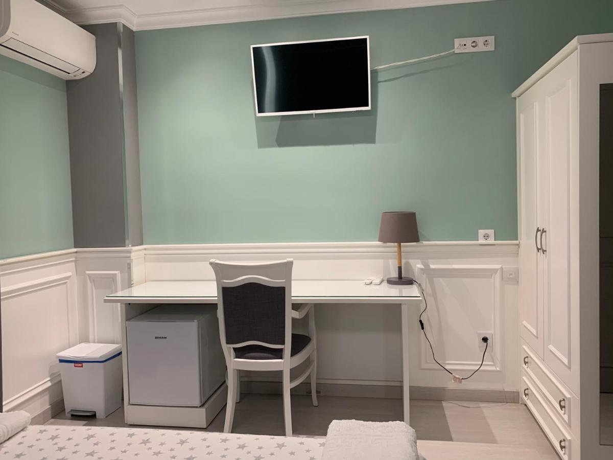 Hotel Ric Sabadell Ngoại thất bức ảnh