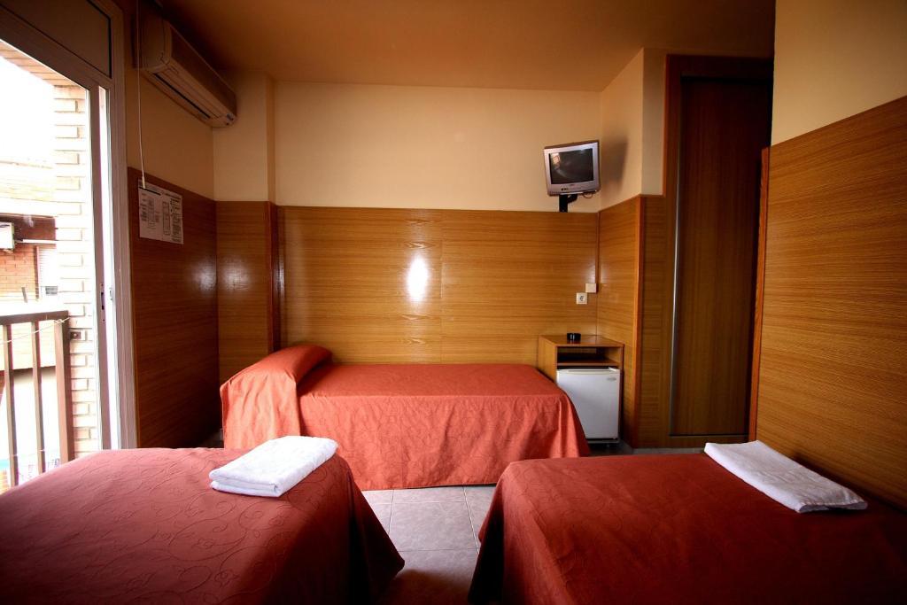 Hotel Ric Sabadell Phòng bức ảnh